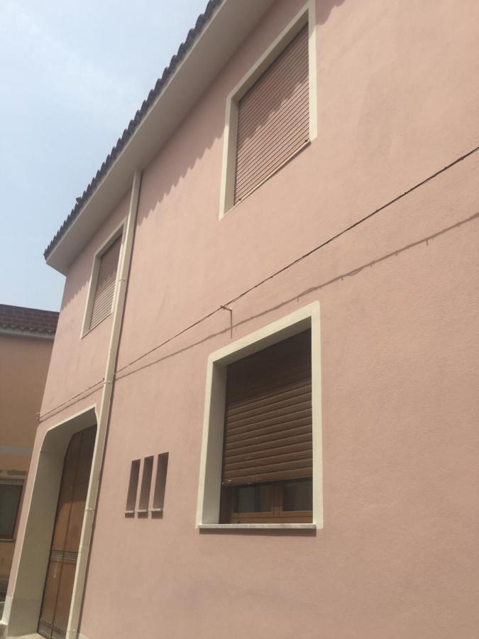 Casa Rosa Di Maria Gabriella San Vito A 30 Km Da Villasimius Exteriör bild