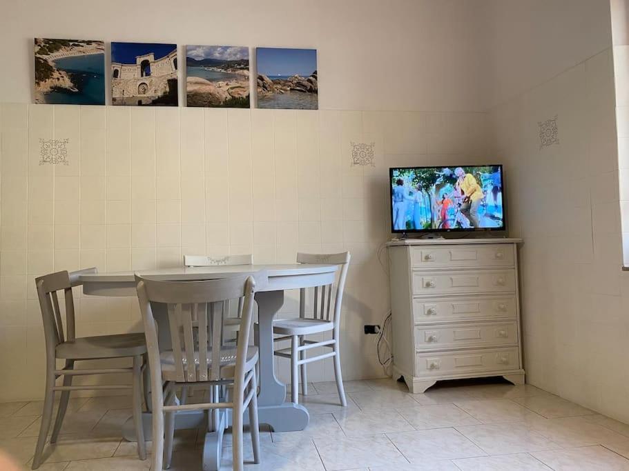 Casa Rosa Di Maria Gabriella San Vito A 30 Km Da Villasimius Exteriör bild